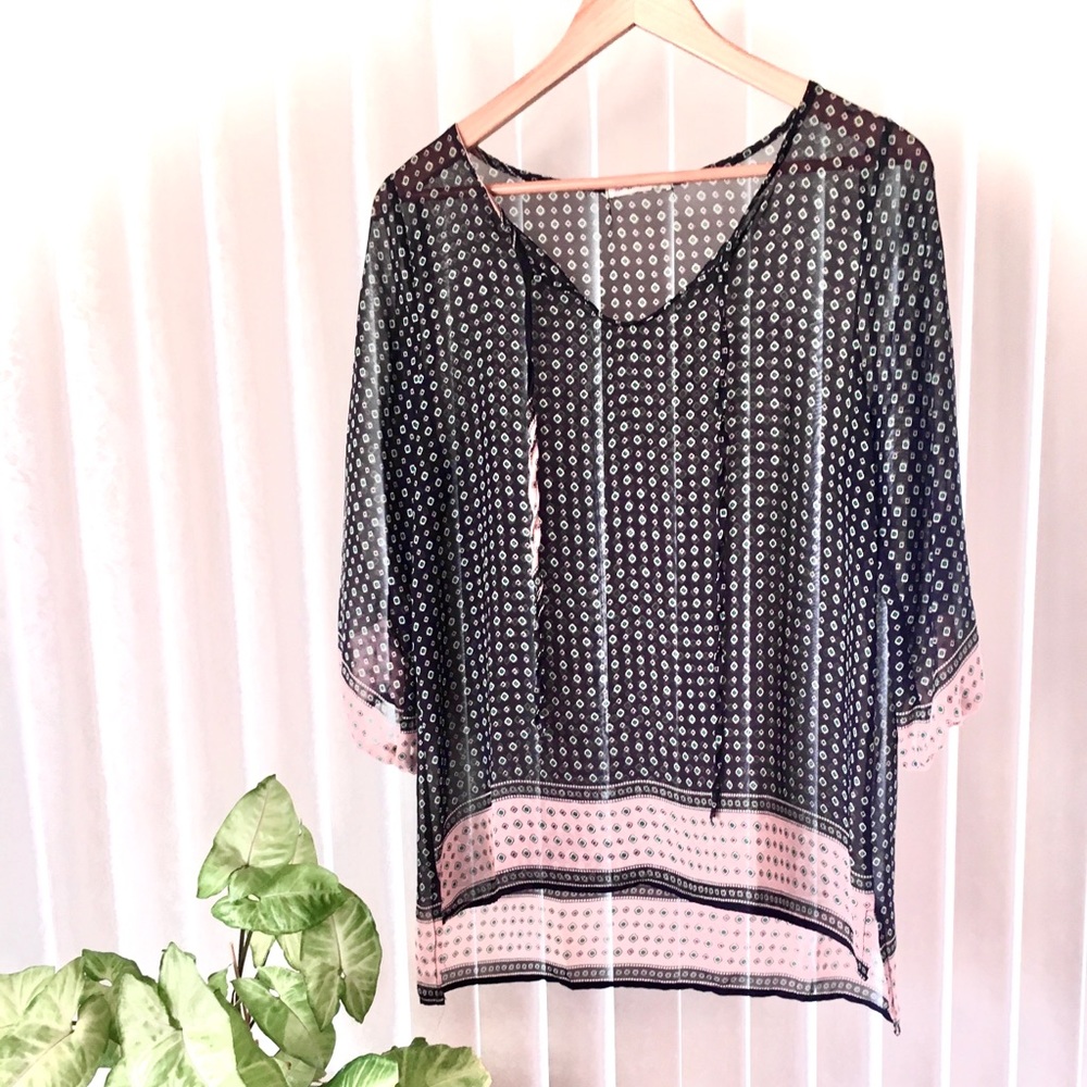 Tua Boutique Sheer Tunic